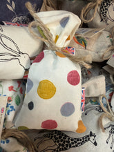 Load image into Gallery viewer, Lavendar bags (natural moth repellent)