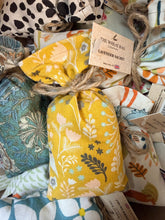 Load image into Gallery viewer, Lavendar bags (natural moth repellent)