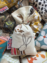 Load image into Gallery viewer, Lavendar bags (natural moth repellent)
