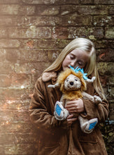 Load image into Gallery viewer, Charlie Bears Bearhouse Collection Topaz Blu
