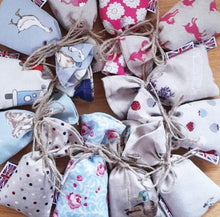 Load image into Gallery viewer, Lavendar bags (natural moth repellent)
