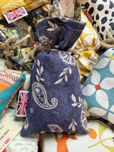 Load image into Gallery viewer, Lavendar bags (natural moth repellent)
