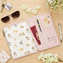 Load image into Gallery viewer, Wrendale ‘Piggy in the middle’ Notebook wallet
